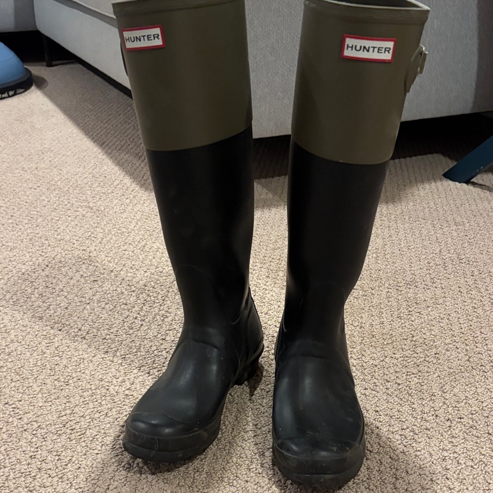 Hunter Olive and Black Tall Boots